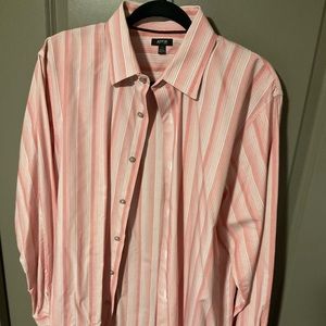 Apt 9 gently used button down!